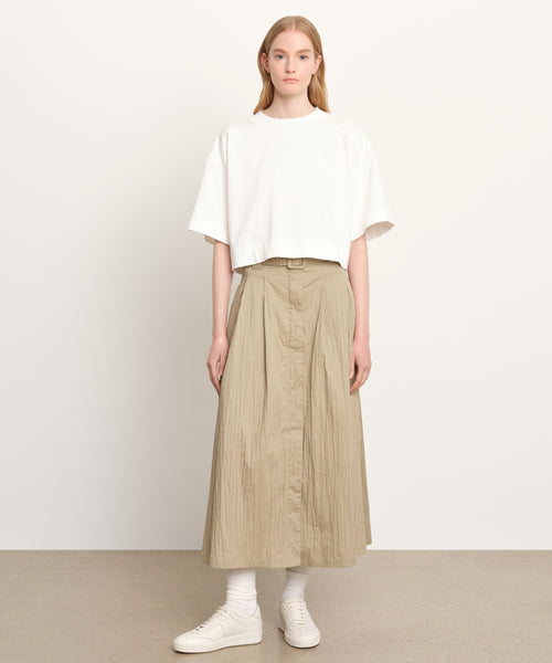 モデル身長176cm、着用サイズ2、着用カラーIVORY