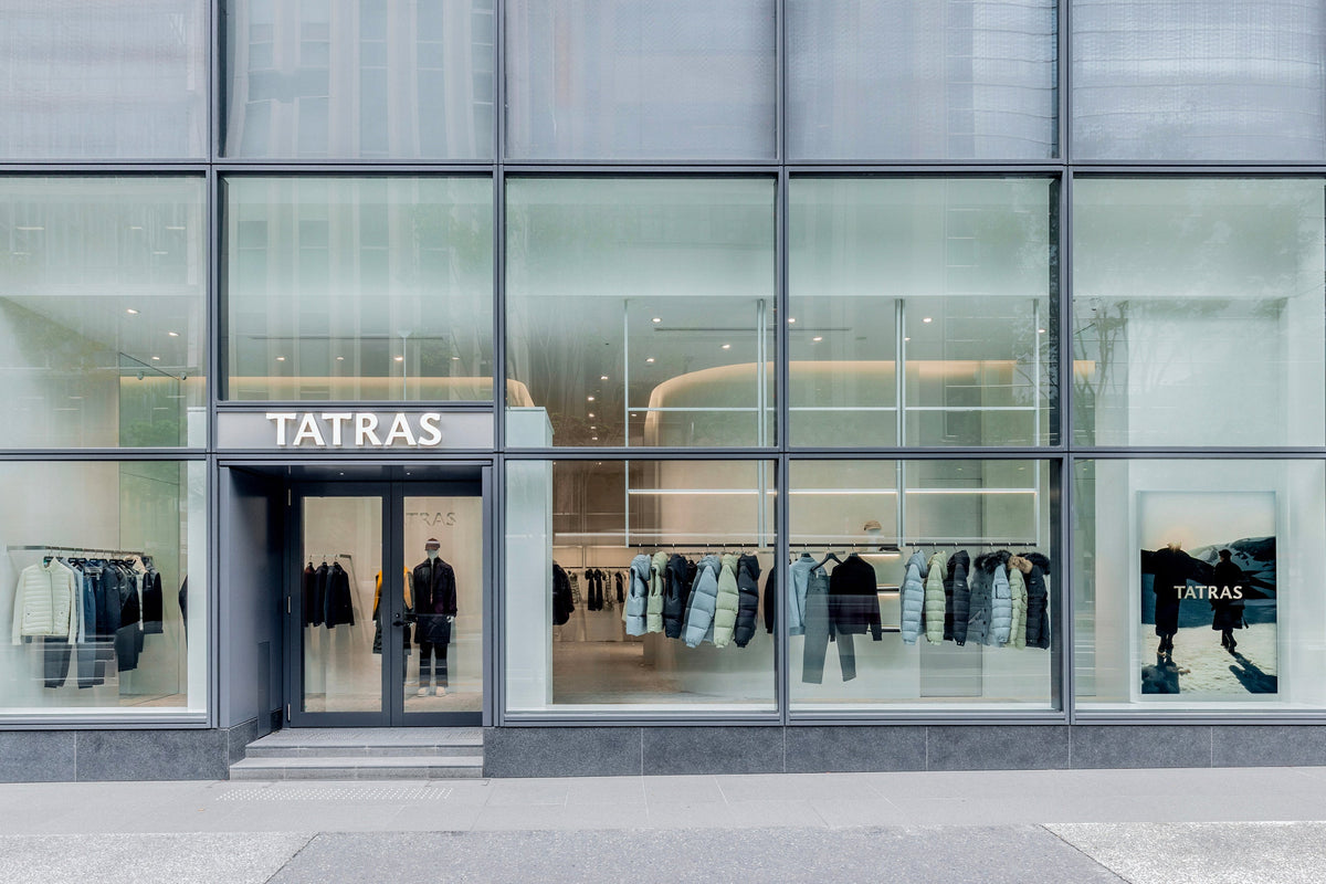 坂口健太郎が祝すTATRAS 福岡店リニューアルオープン