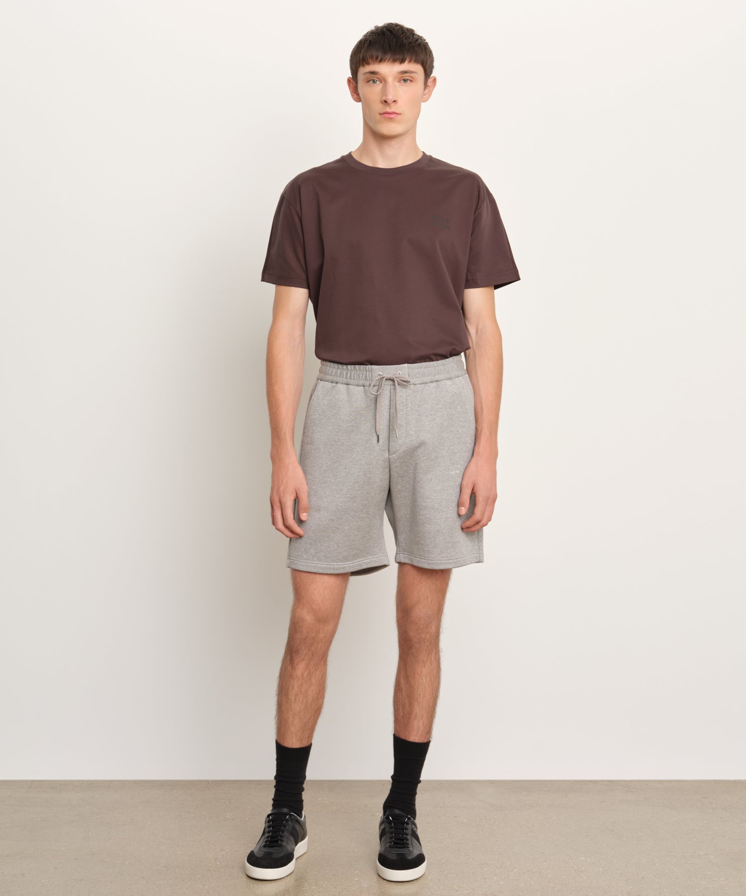 新品タトラス　FUSSAフッサ　短パンとヌンキTシャツセット　サイズ2 FUSSA フッサ | タトラス公式オンラインストア