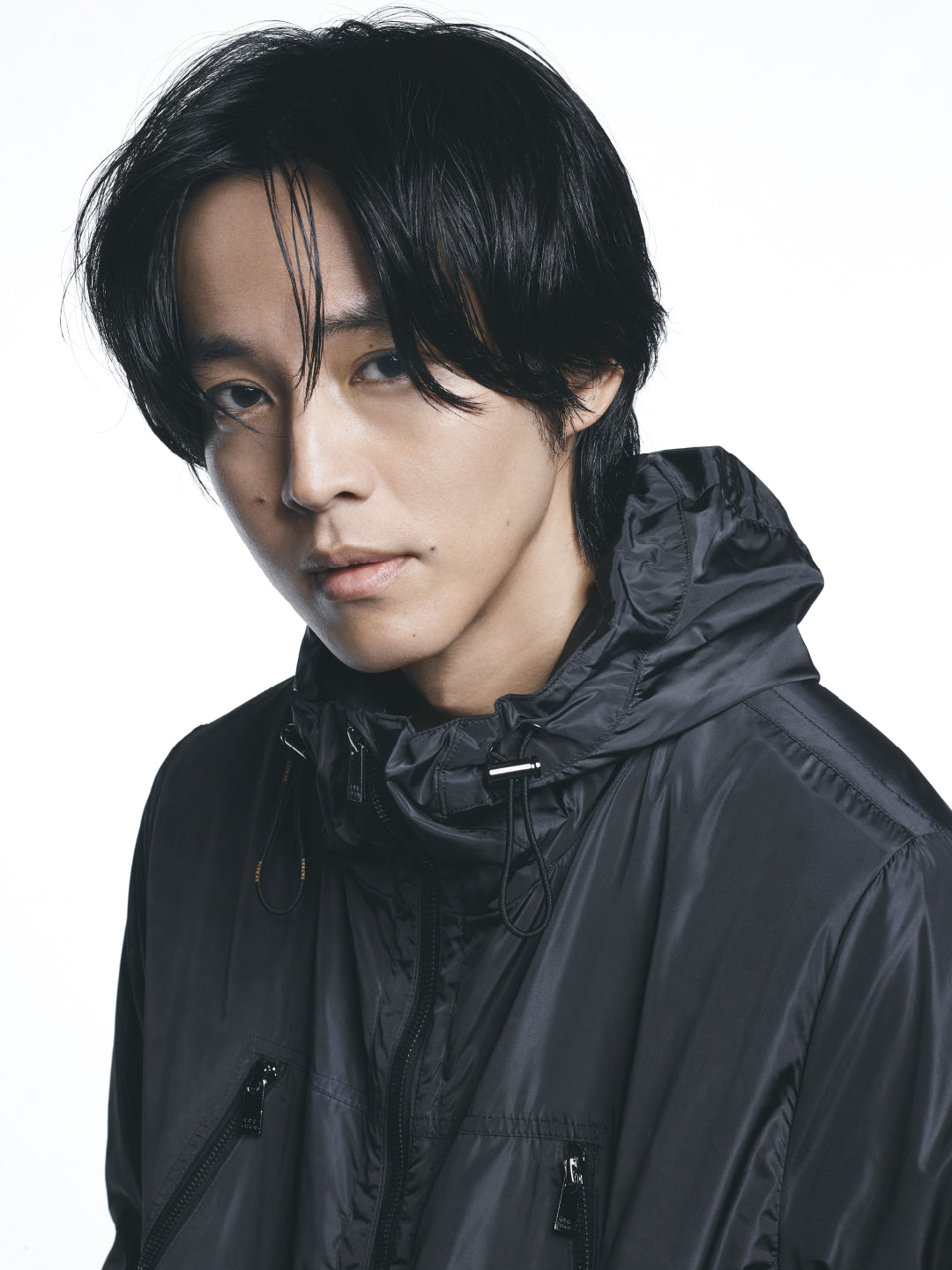 俳優・松坂桃李起用 2026年春夏キャンペーン | タトラス公式オンライン